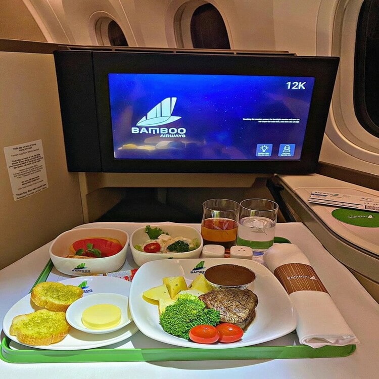 Business class meal