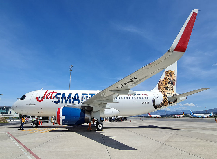 JetSMART A320 Lion